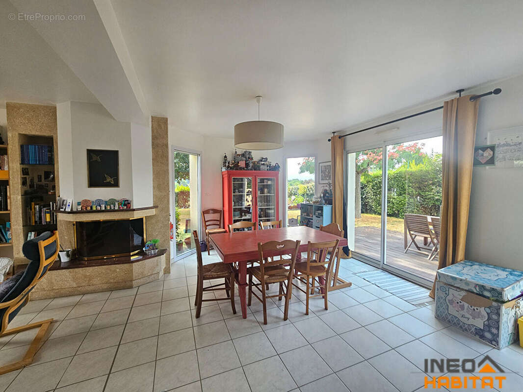 Vente Maison 5 pièces 110 m² ? LANGAN (35850)  4 chambres & terrain 800 m² - photo 3