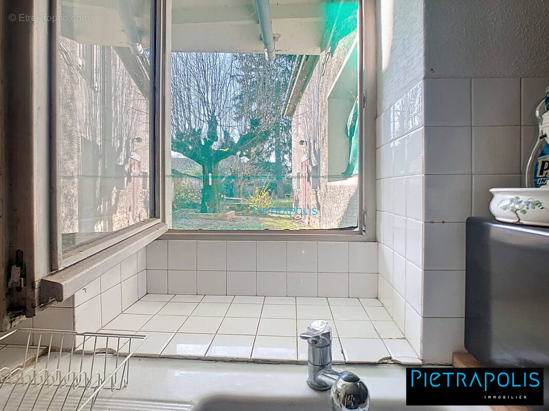 Maison à MONTMERLE-SUR-SAONE