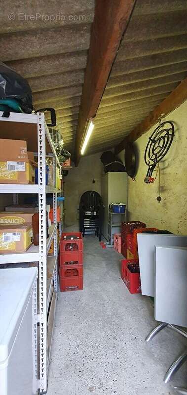 Commerce à SOUCIEU-EN-JARREST