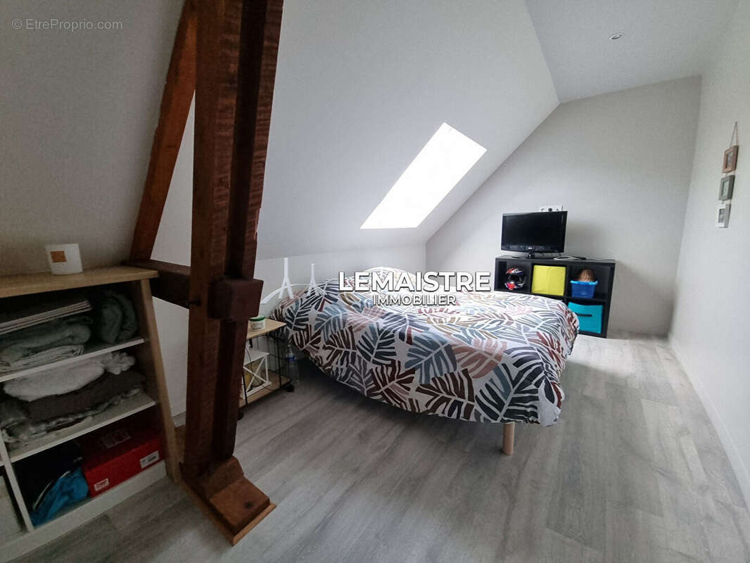 Maison à SAINT-ROMAIN-DE-COLBOSC