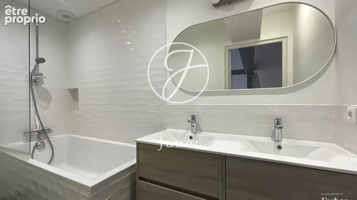 Marcq-en-Baroeul  – BROSSOLETTE – Maison à vendre – 8 pièces – 292,1m² loi Carrez – 6 chambres - Bureau – Terrasse – Jardin – St - photo 17