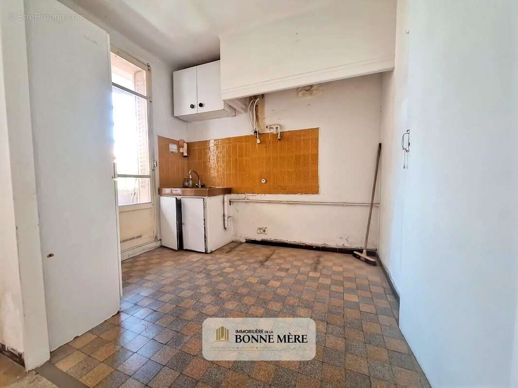 Appartement à MARSEILLE-9E