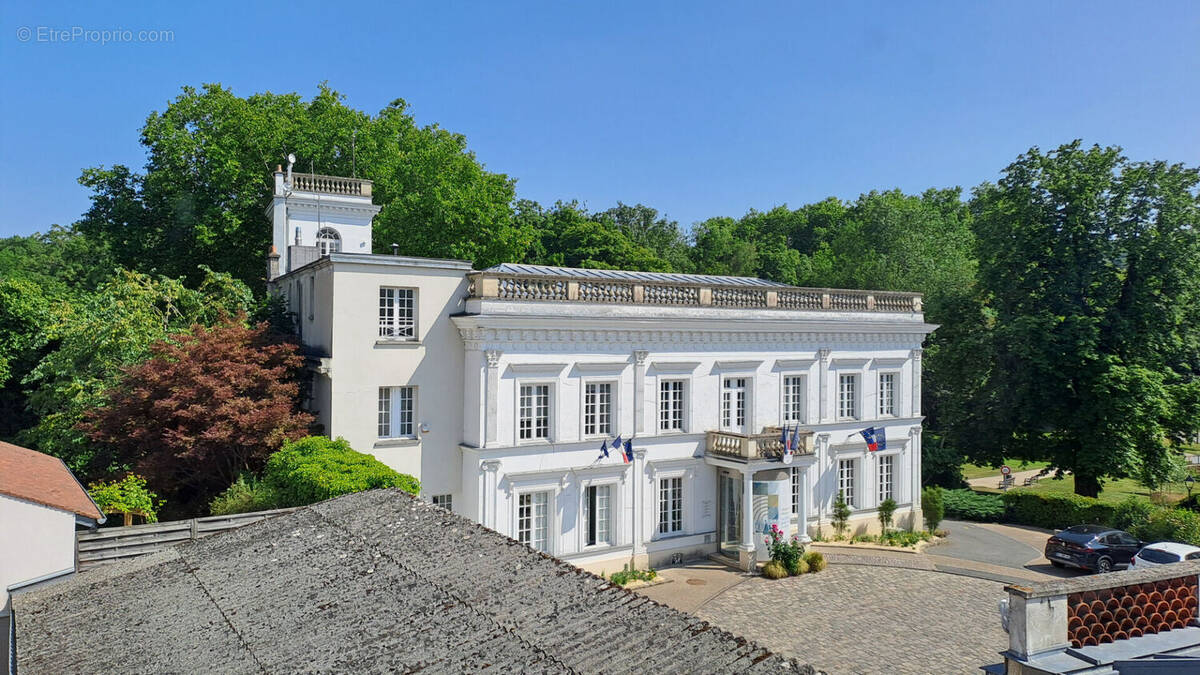 Appartement à SAINT-REMY-LES-CHEVREUSE