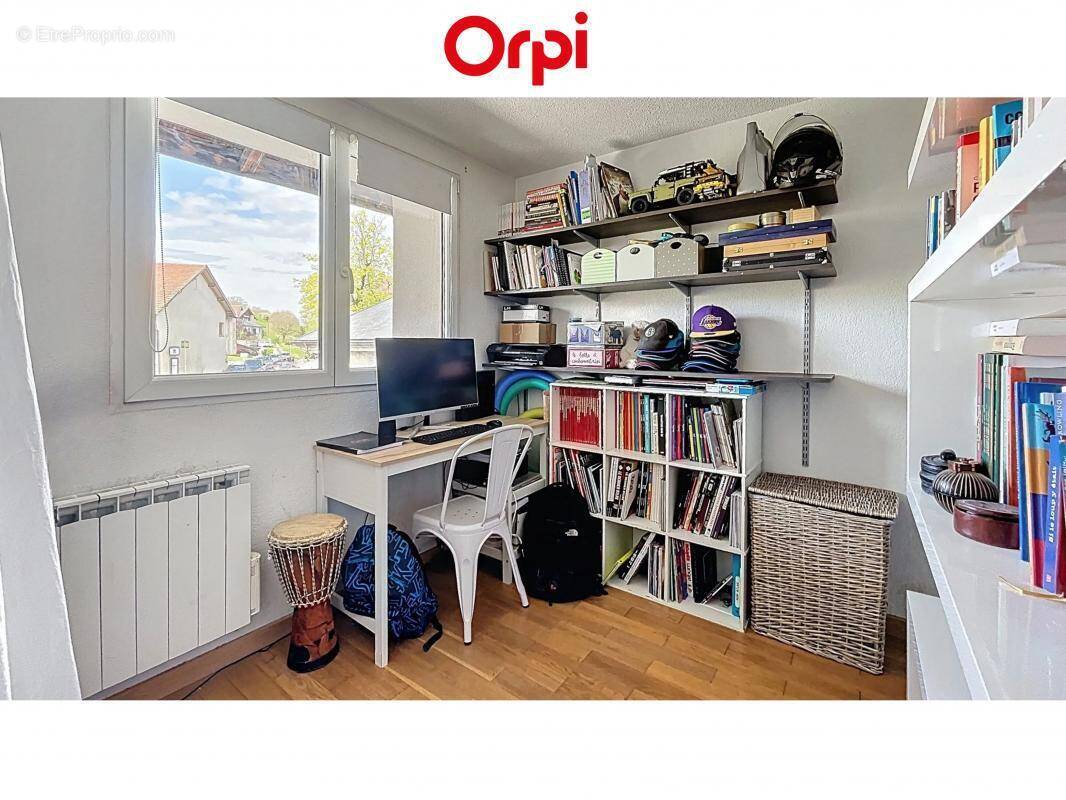 Maison à VETRAZ-MONTHOUX