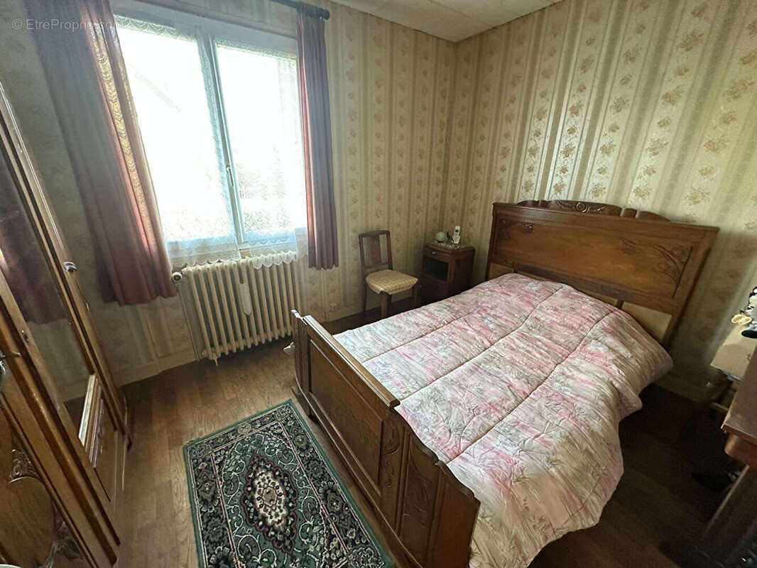 Maison à BELLOU-SUR-HUISNE