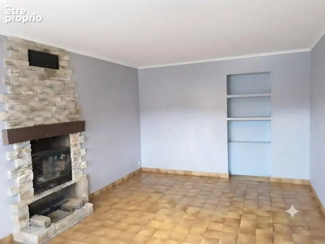 Maison 3 pièces 105 m² à vendre à Saint-Julien-Des-Landes (85150) - photo 2