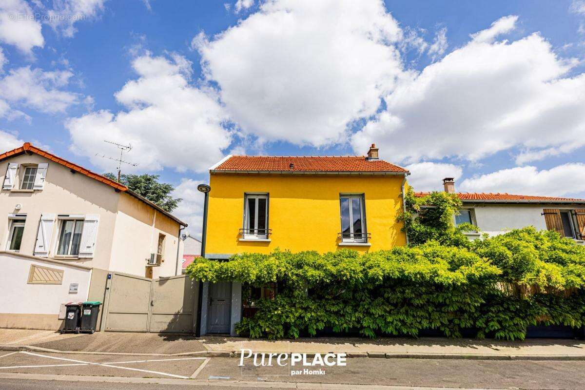 Maison à ROMAINVILLE