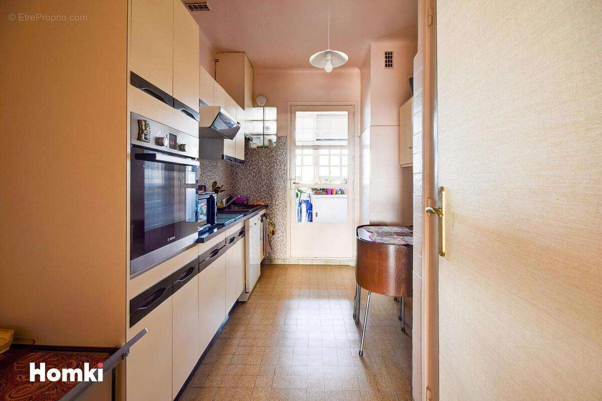Appartement à MARSEILLE-8E