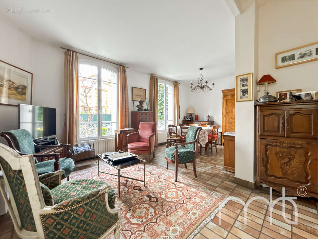 Maison à BOIS-COLOMBES