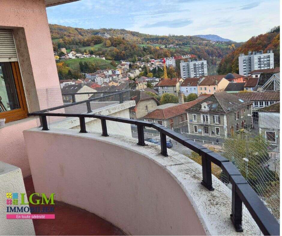 Appartement à BELLEGARDE-SUR-VALSERINE