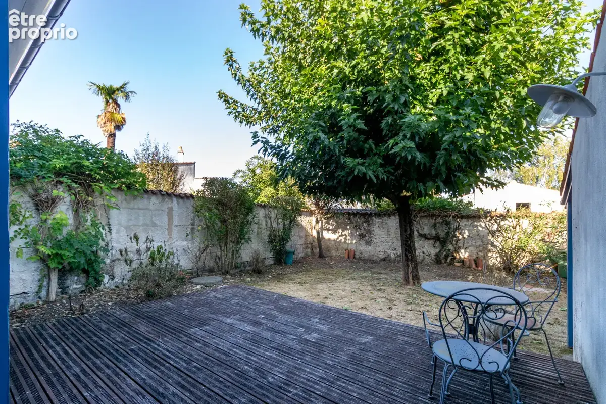 Maison à SAINTES