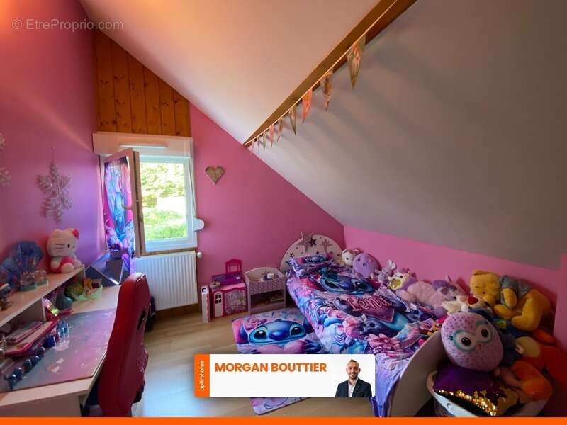 Maison à BEAUMONT-PIED-DE-BOEUF