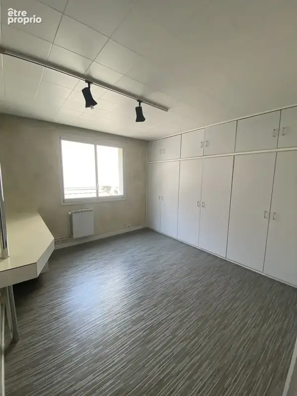 Local professionnel CENTRE VILLE - photo 2