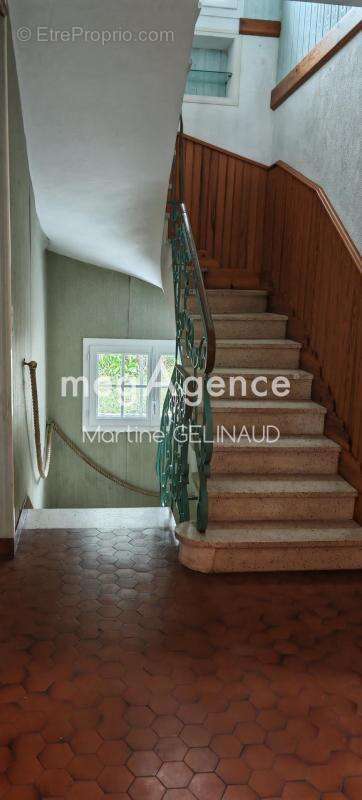 Maison 175 m² à Saintes  - photo 10