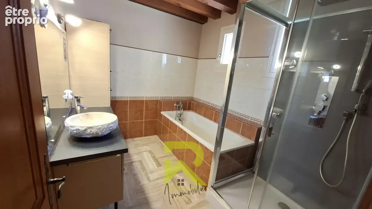Cuxac-d’Aude   Villa 121 m2   Piscine + Jacuzzi   Terrain 872 m2   3 Camping-cars - photo 11