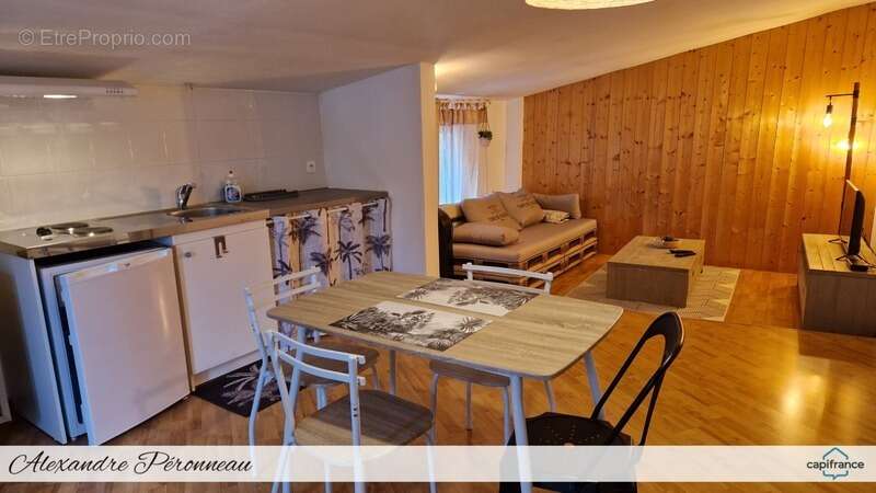 Charmante maison de ville 180 m², 4 chambres NUAILLE D'AUNIS (17) + Appartement duplex 44 m² - photo 16