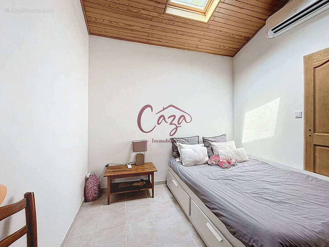 Maison à CAMBLANES-ET-MEYNAC