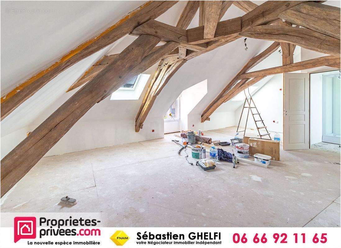 Maison à CONTRES
