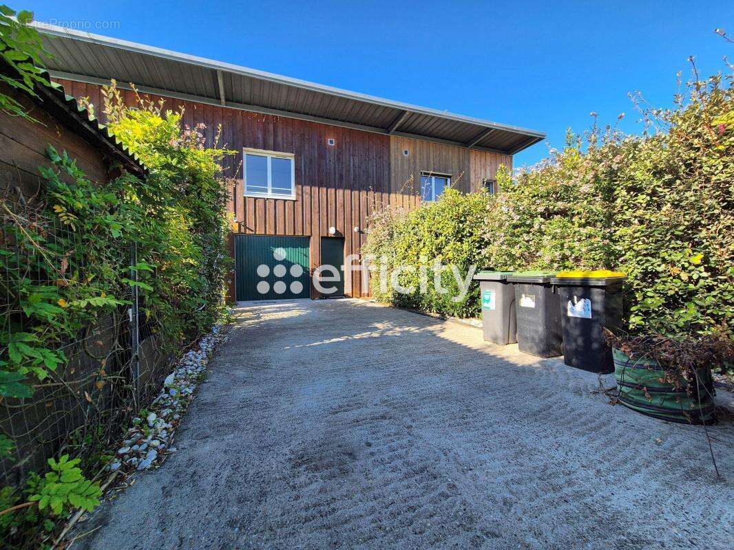 Maison à SAINT-JEAN-D&#039;ILLAC