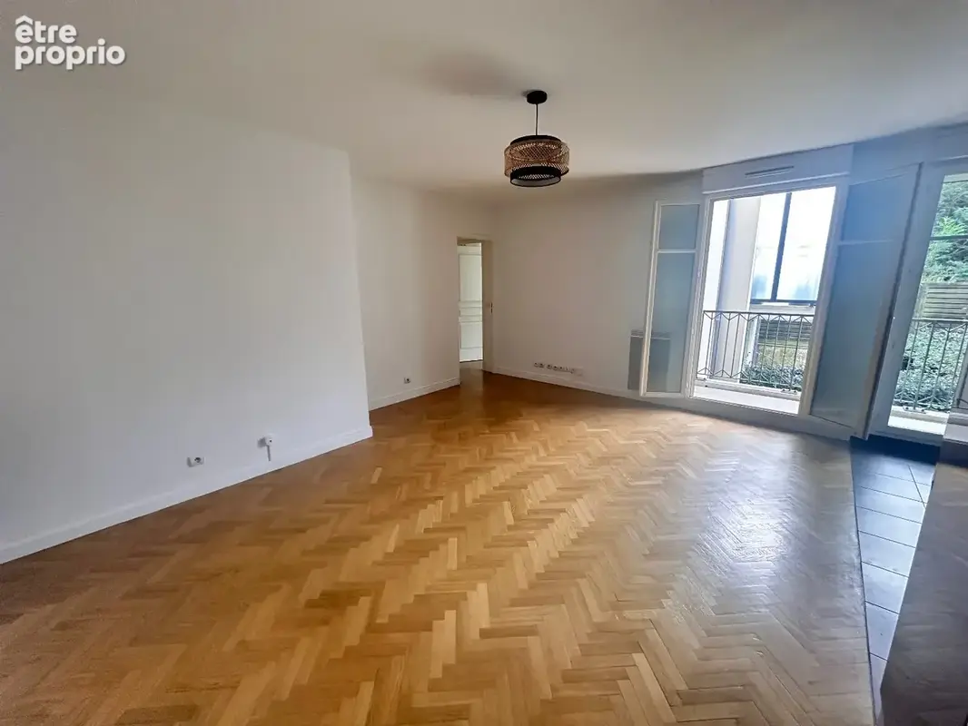 Appartement 3 pièces 64 m² à vendre à Buc (78530) - photo 2