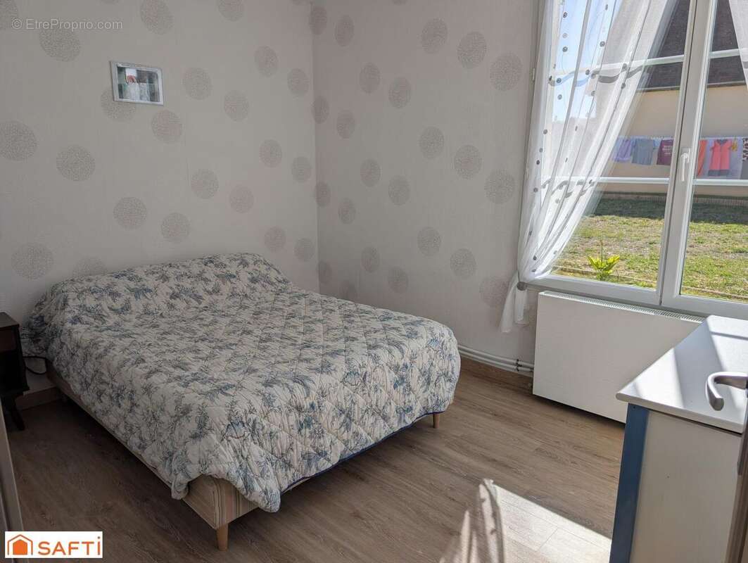 Maison 140 m² à Feings  - photo 9