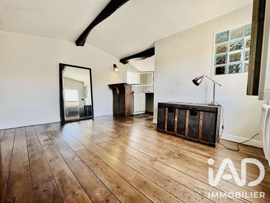 Appartement 30 m² à L'isle-Sur-La-Sorgue  - photo 2