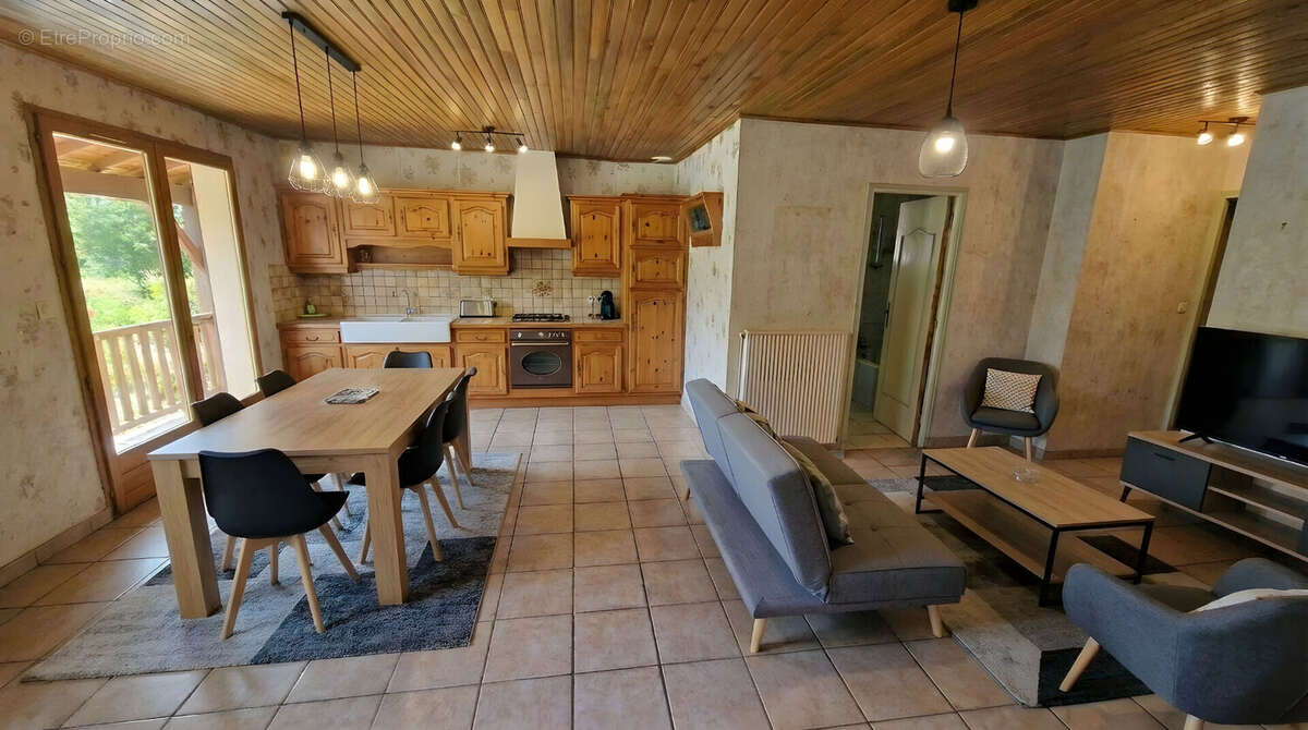 Maison Yssingeaux 4 pièces 115m² - photo 7