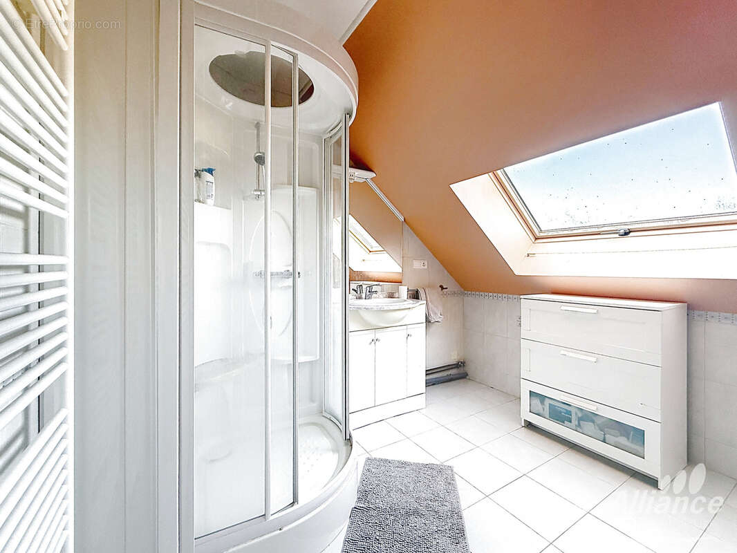 Maison individuelle avec vue panoramique-proche frontiere suisse. - photo 9
