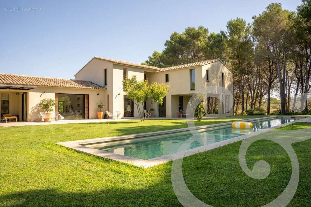 Maison à EYGALIERES