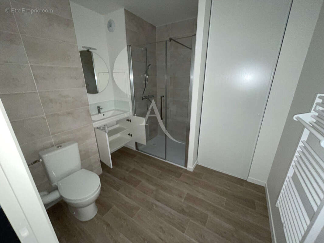 Appartement à SAINT-JEAN-DE-BRAYE