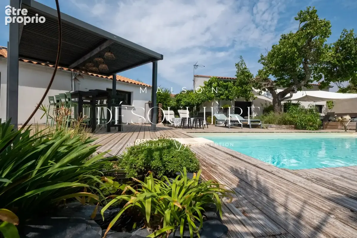 Maison 194 m² à Rivedoux-Plage  - photo 2