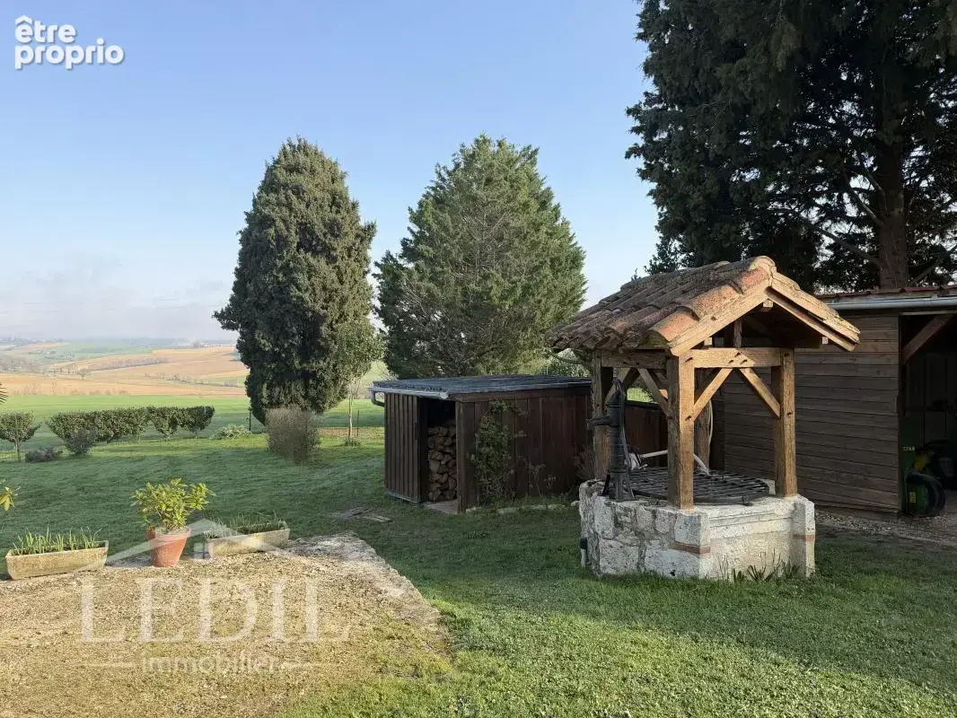 Maison en pierre rénovée avec vue panoramique - photo 5