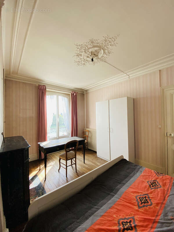 Maison à FONTAINEBLEAU