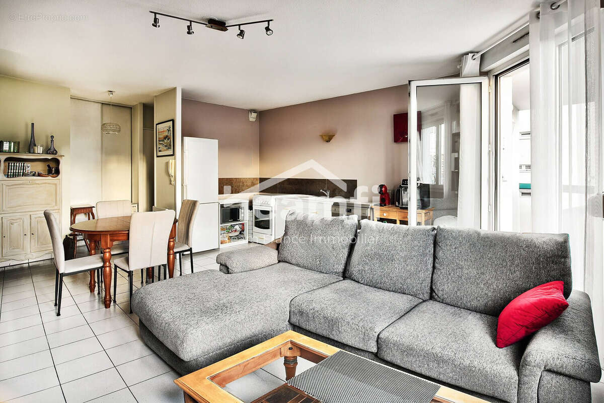 Appartement à LYON-9E