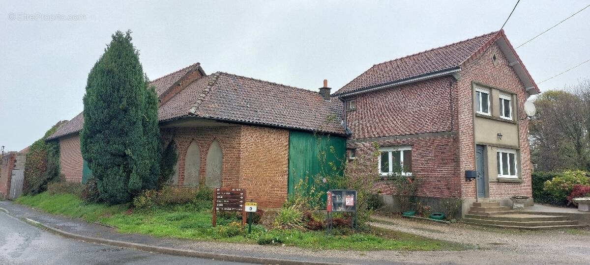 Maison à BEAUMETZ-LES-AIRE