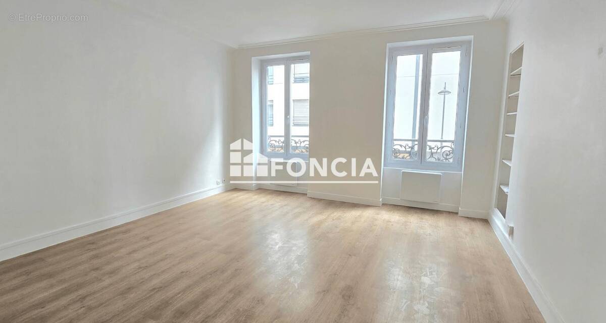 Appartement à PARIS-19E