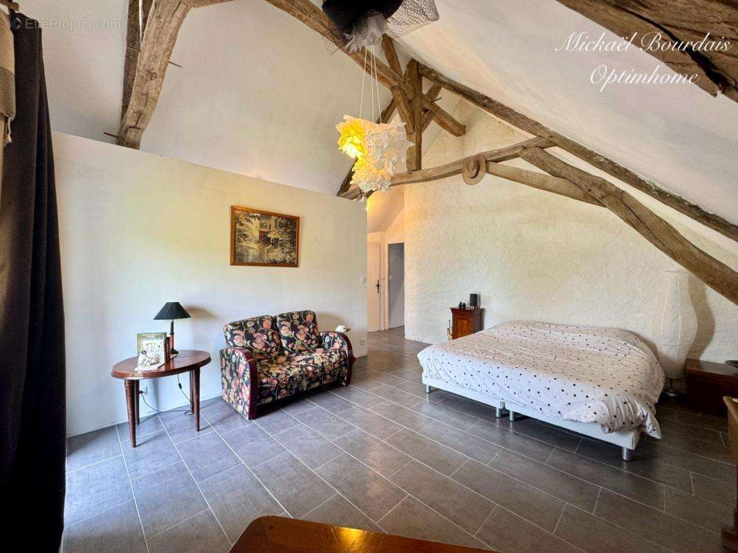 Propriété de charme avec potentiel gîte et équestre – 4,1 hectares - photo 15