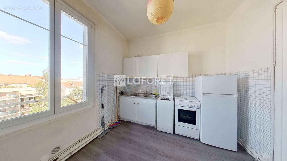 Appartement à LYON-8E