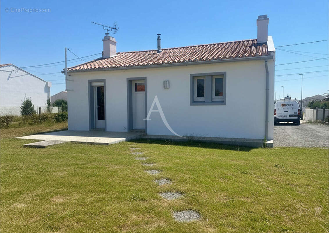 Maison à BEAUVOIR-SUR-MER