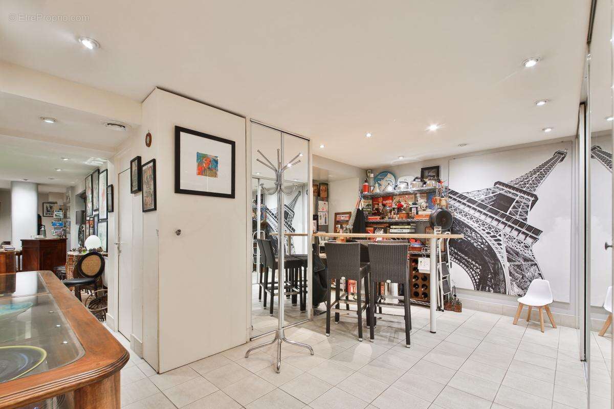 Appartement à PARIS-9E