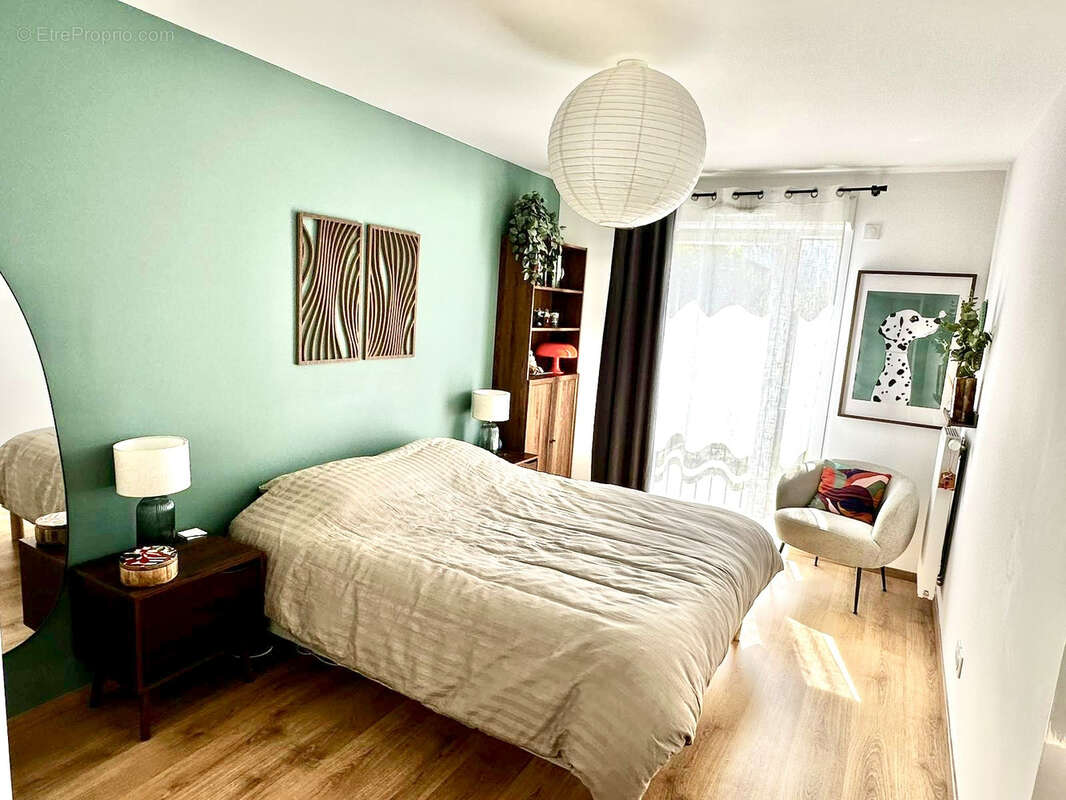 Appartement à VILLE-LA-GRAND