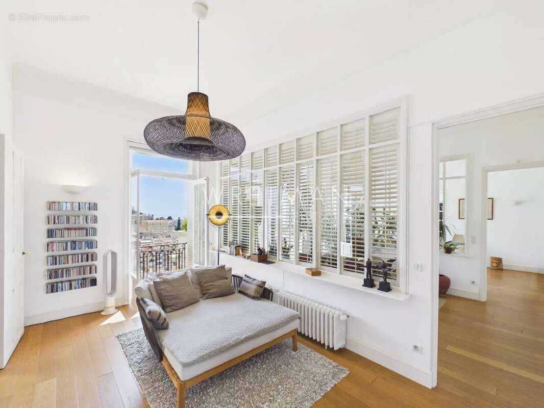 Appartement à MENTON