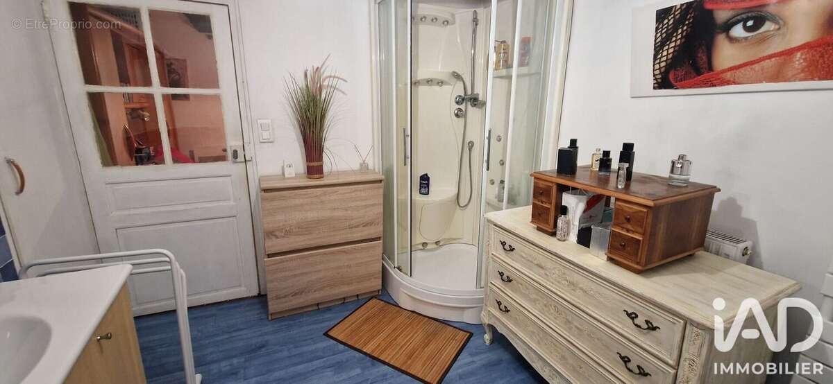 Maison 56 m² à Villefranche-De-Rouergue  - photo 9