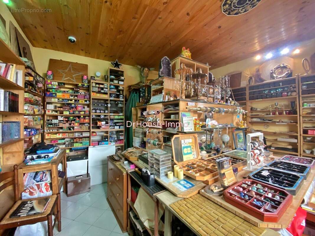 Commerce à MARSEILLE-6E