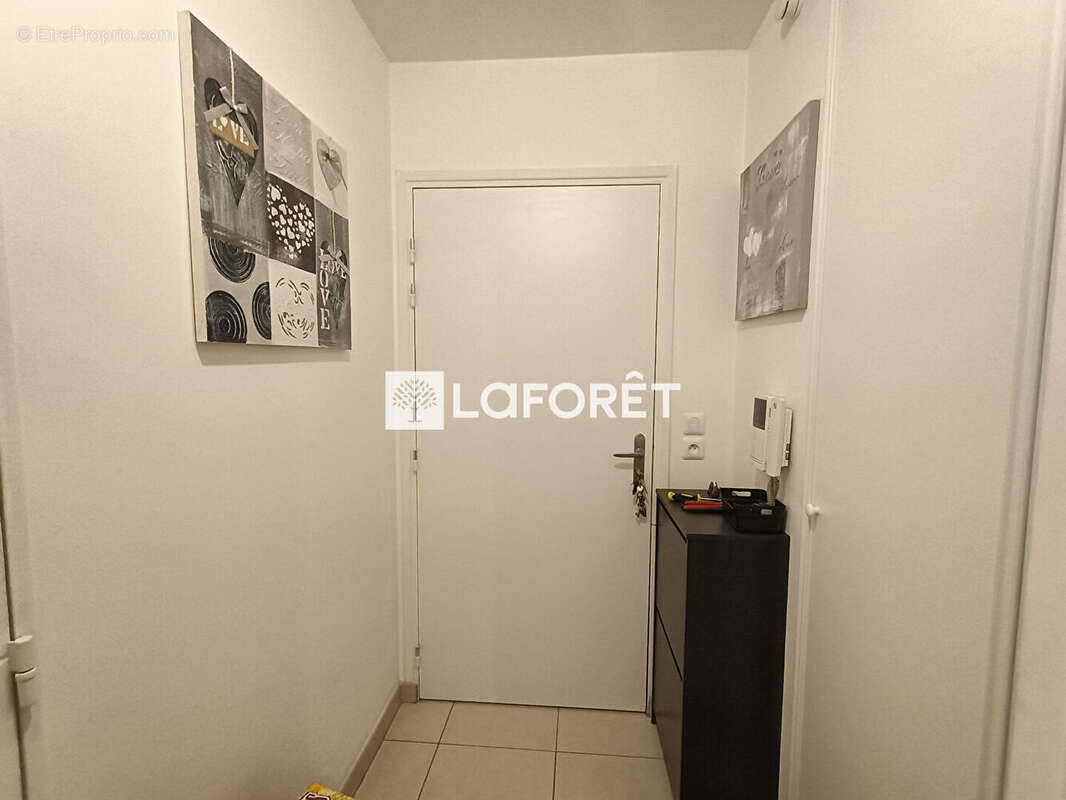 Appartement à MAINVILLIERS