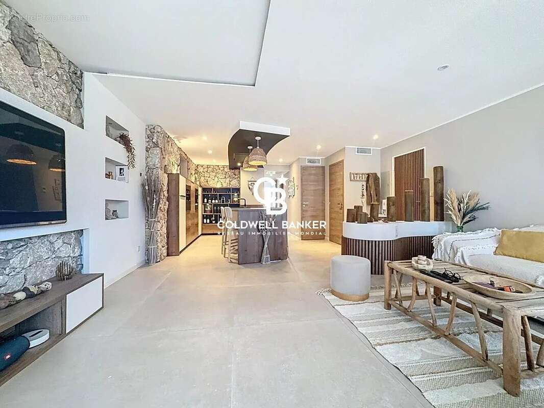 Appartement à SAINT-RAPHAEL