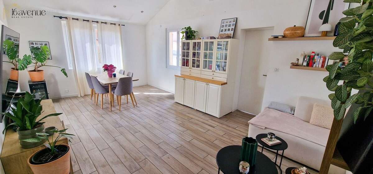 Maison à MOUANS-SARTOUX