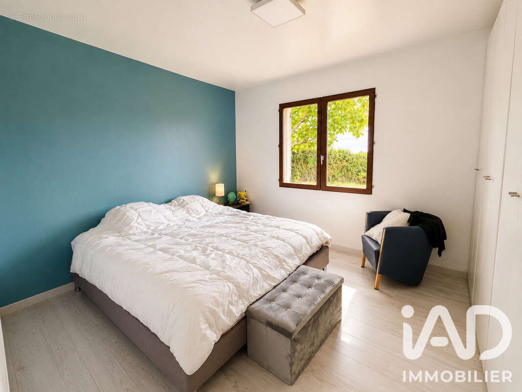 Maison 133 m² à Rions  - photo 6