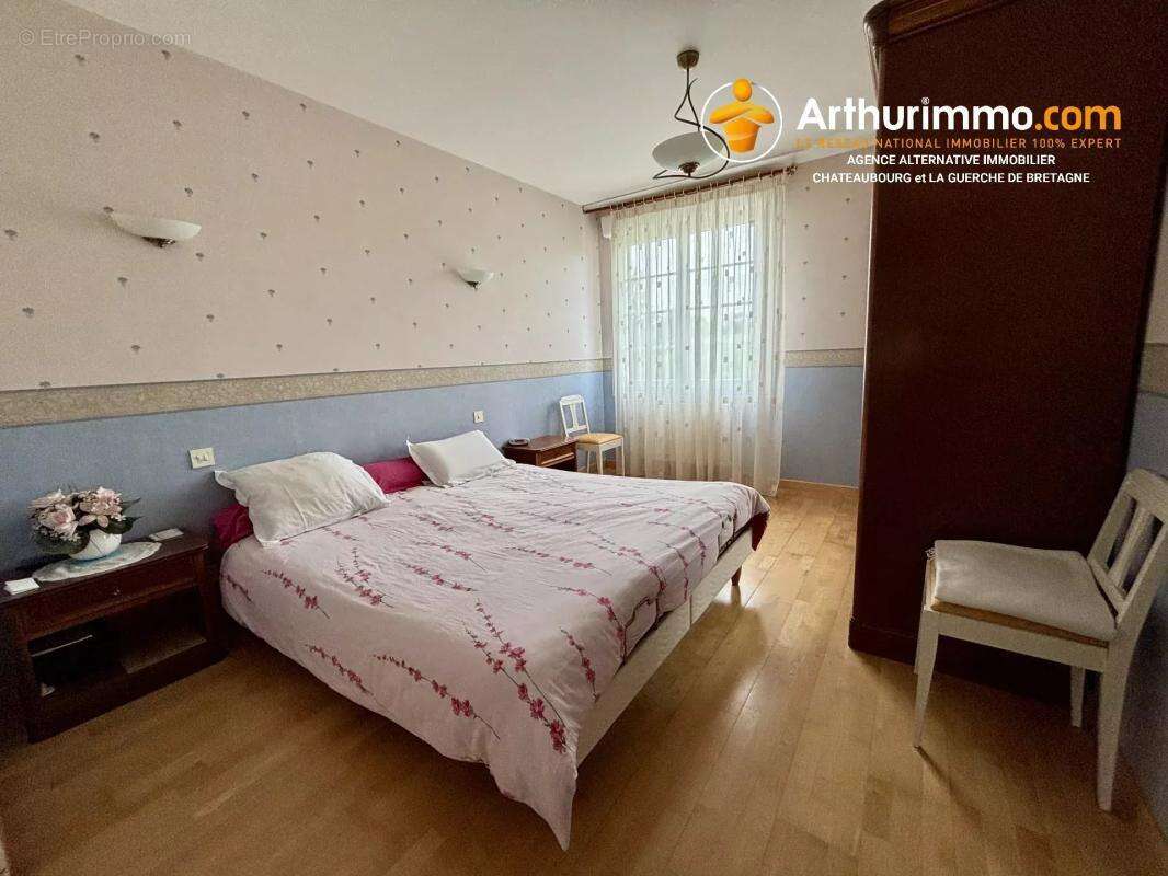 Maison 12 pièces - 253m² - photo 9
