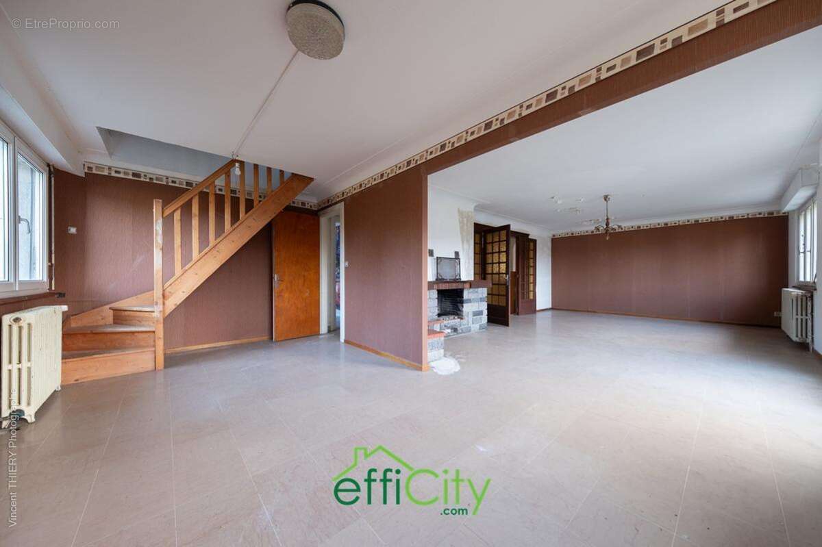 Maison à BAINS-LES-BAINS